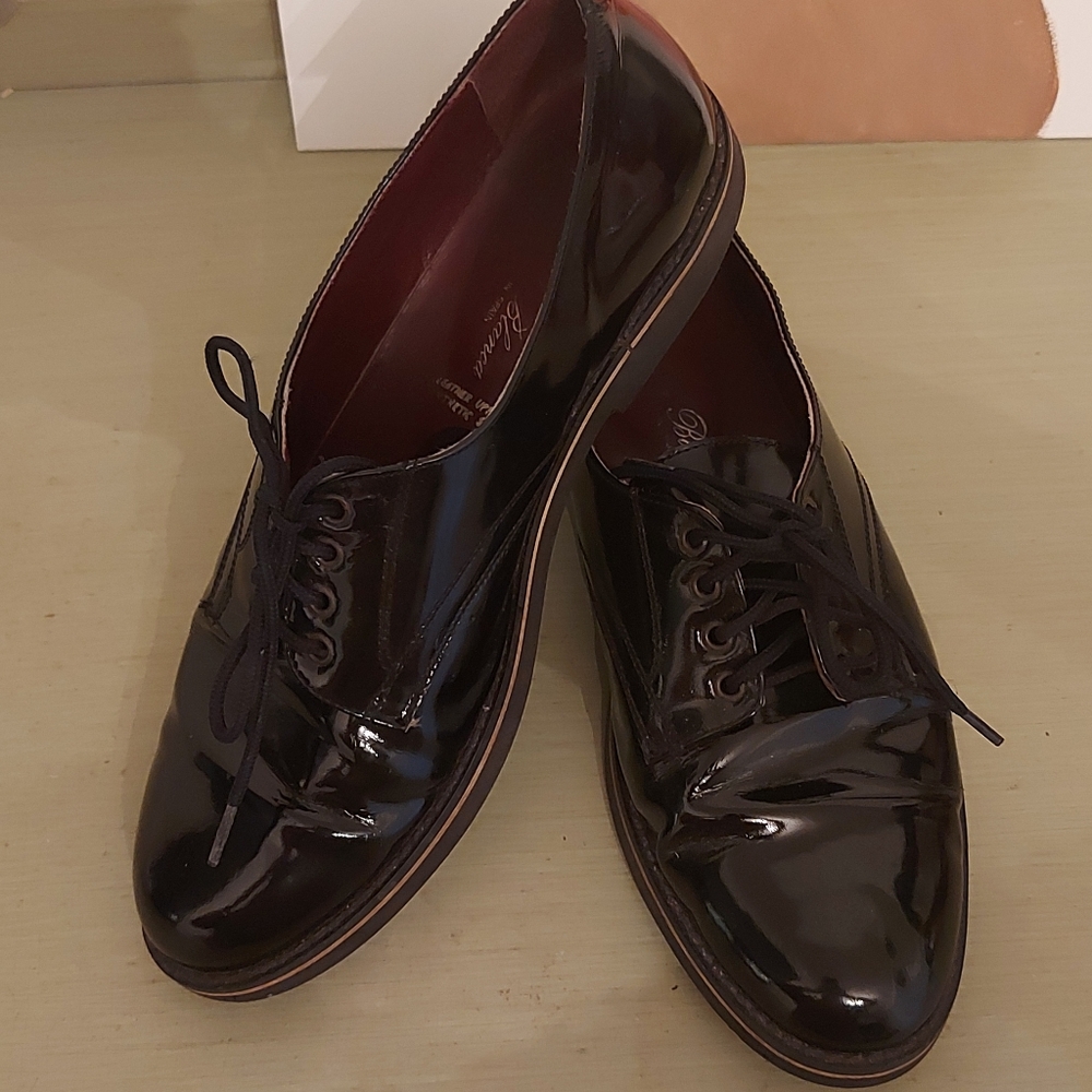 Vintage Oxford shoes